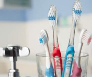 Can Germs Live on my Toothbrush